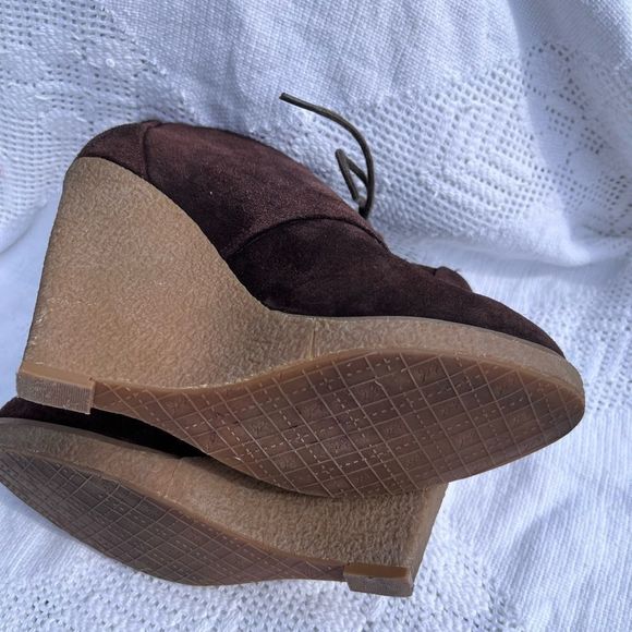 ENZO ANGIOLINI  EAFLORY suede wedge booties rubber‎ wedges - Picture 13 of 14